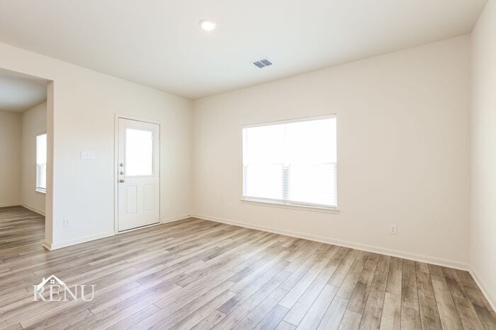 Building Photo - 2810 Praline Ferry