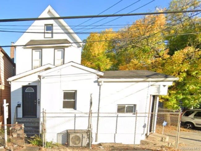 Building Photo - 144-19-144111 111th Ave