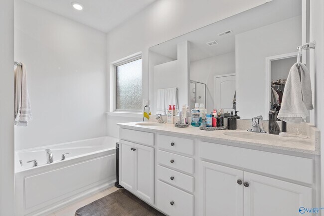 Building Photo - 13210 Billet Dr