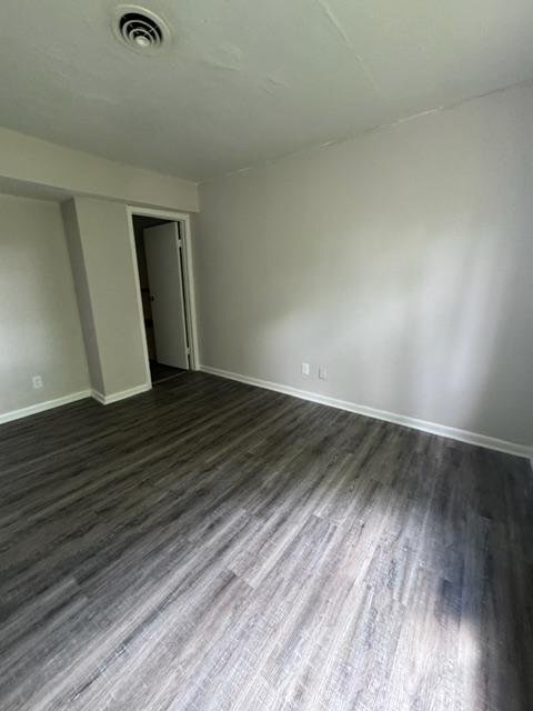 Building Photo - 2032 Catalpa Dr.