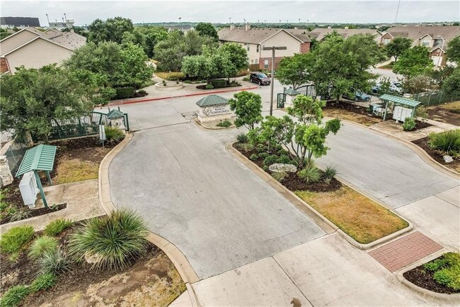 Building Photo - 82 Verde Ranch Loop