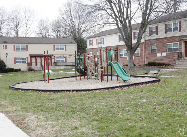 Playground - Victoria Mews