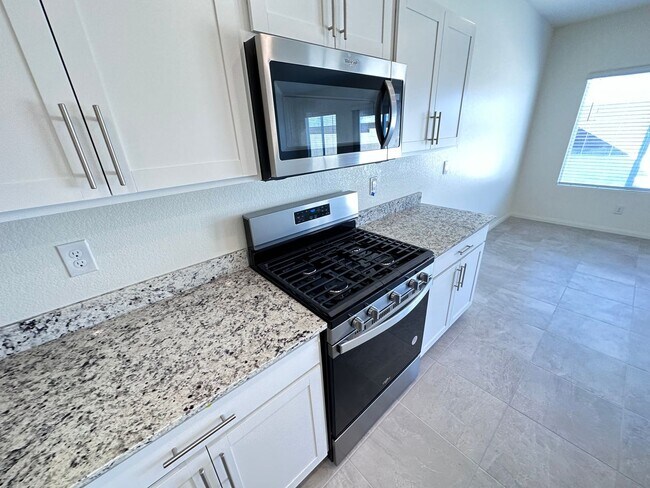 Building Photo - Be the first to live in this stunning, brand-new home from DR Horton!