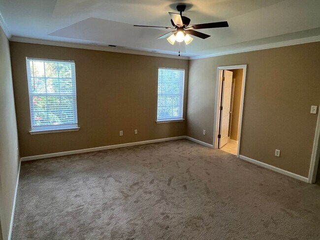 Building Photo - 10410 Pickerel Ln