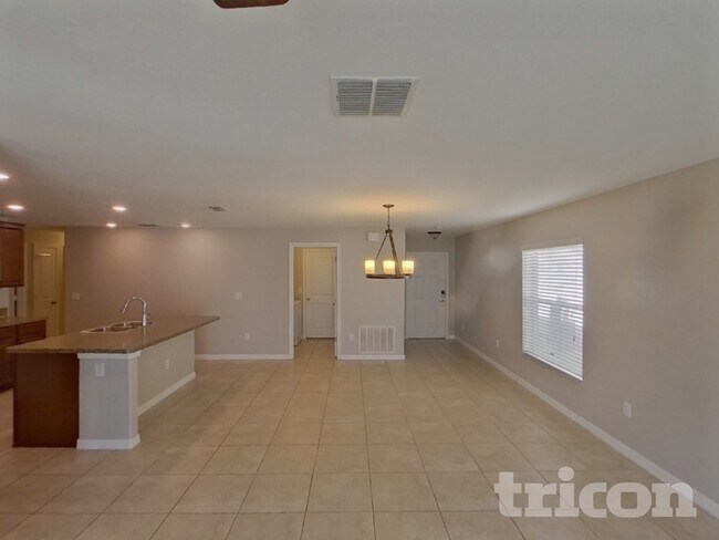 Building Photo - 10923 Rainbow Pyrite Dr