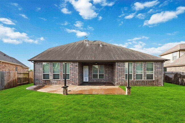 Building Photo - 13318 Cameron Reach Dr