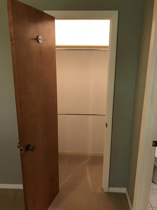 Building Photo - 185 Turkey Run