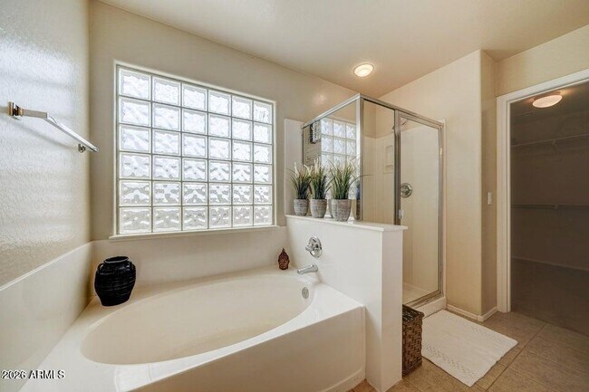 Building Photo - 29293 N Yellow Bee Dr