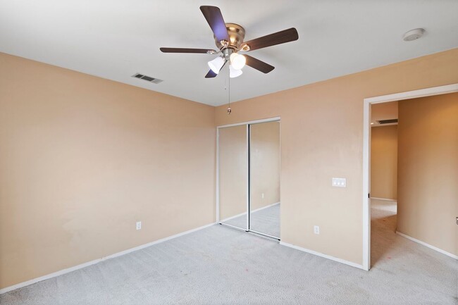 Building Photo - 8348 Barnwood Ln