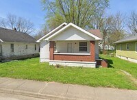 Building Photo - 1128 Hst Chase St