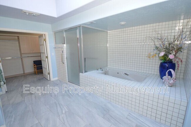 Building Photo - 31 Alviso Dr