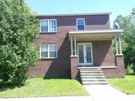 Building Photo - 1756 Townsend St