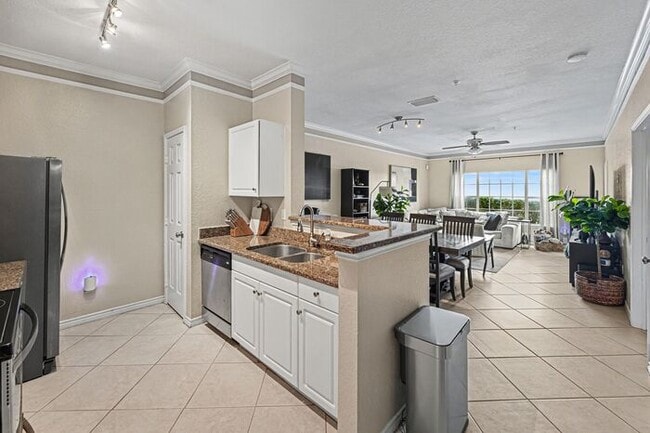 Building Photo - 4333 Bayside Village Dr