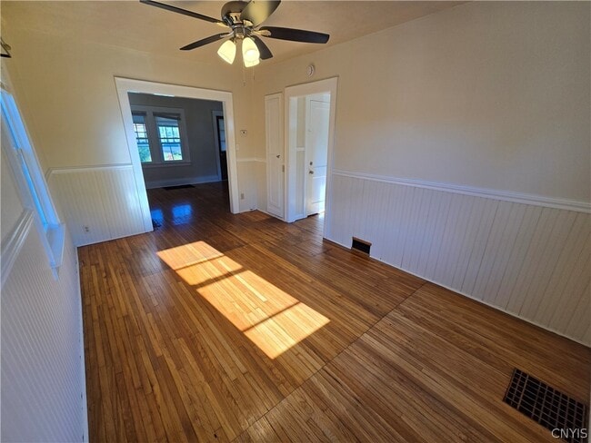 Building Photo - 176 Mayar St