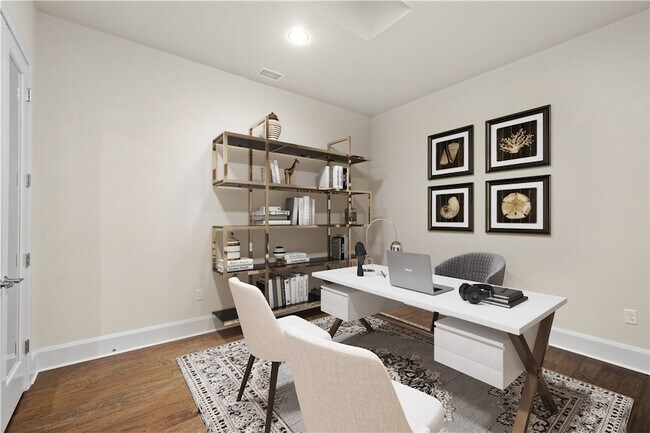 Building Photo - 301 Fifth Ave