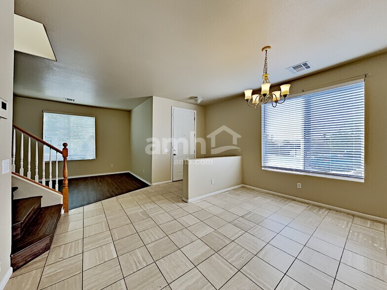 Building Photo - 520 Moses Lake Ct