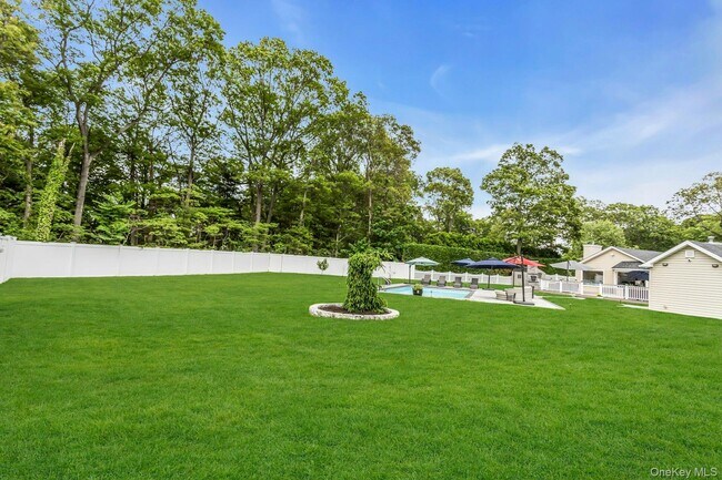 Building Photo - 21 Buttonwood Dr