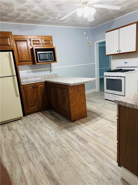 Building Photo - 128 Vincent Ave