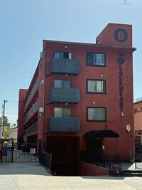 Building Photo - 1816 N Gramercy Pl