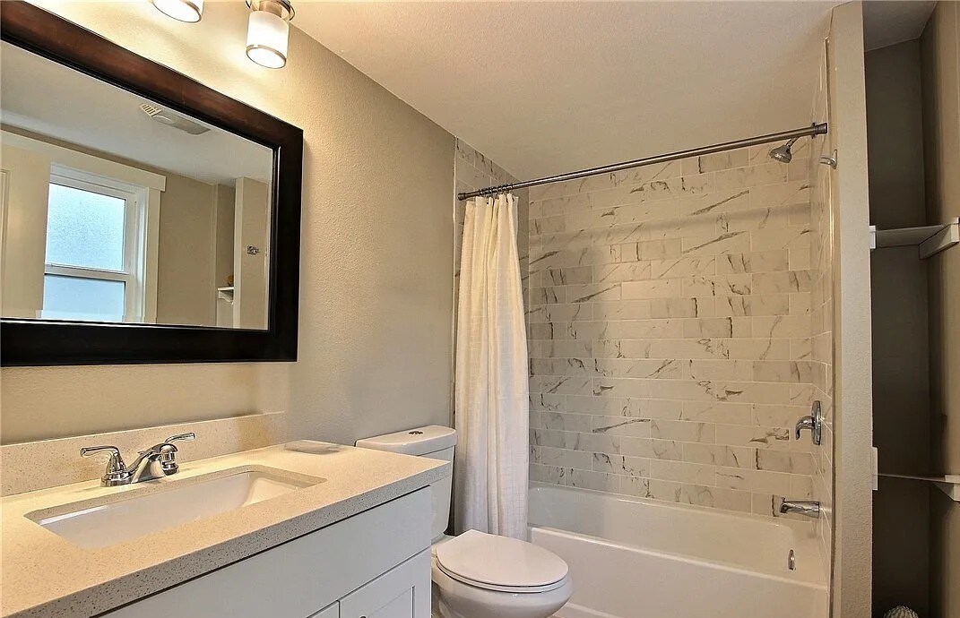 Building Photo - 1415 175th Pl NE