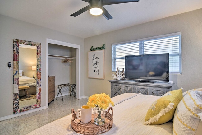 Building Photo - 11548 62nd Ave N