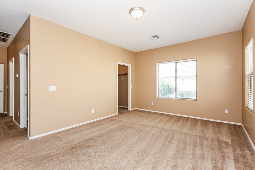 Building Photo - 16142 W Banff Ln