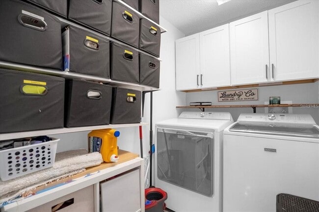 Building Photo - 3627 Ocita Dr