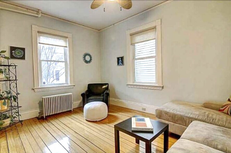 Building Photo - 84 Keene St