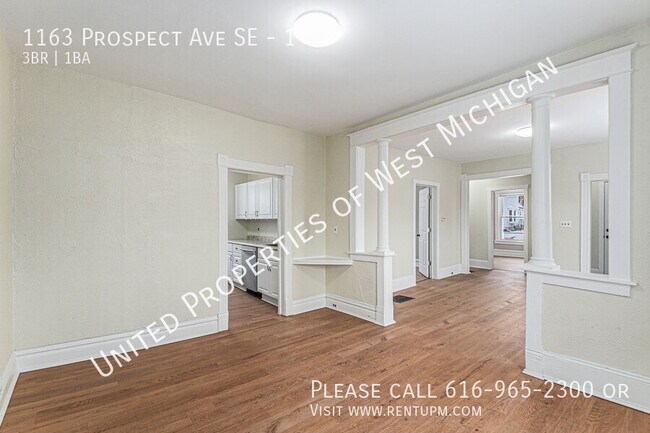 Building Photo - Available Now | 3 Bedroom 1 Bath Apartment...