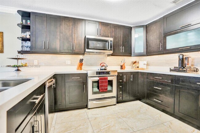 Building Photo - 9236 NW 54th St