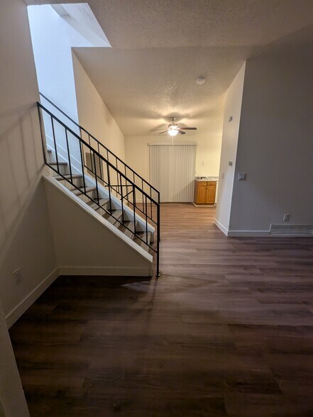 Building Photo - 8491 Rabbitbrush Way