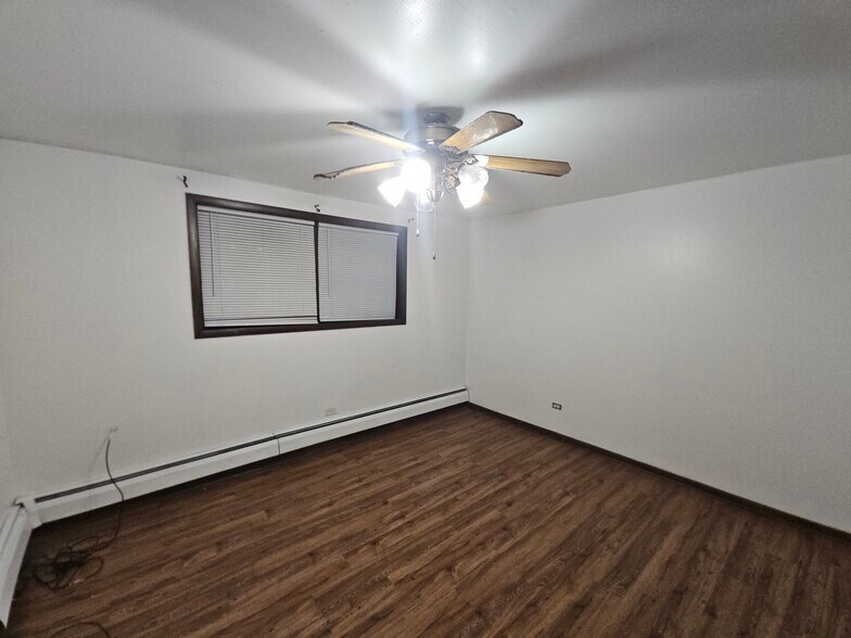 3rd bedroom - 1860 State St