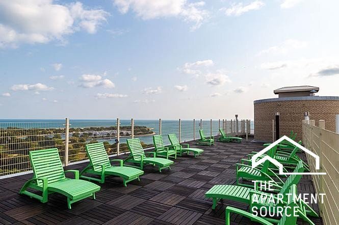 Building Photo - 3950 N Lake Shore Dr