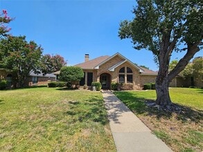 Building Photo - 1417 Thistlewood Dr