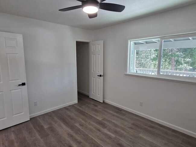 Building Photo - 24508 CA-108