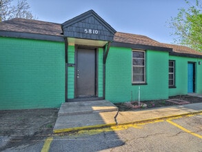 Building Photo - 5810 NW 41st St