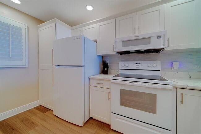 Building Photo - 18304 Gulf Blvd