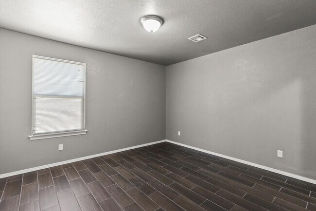 Building Photo - 845 Villa Seca Dr