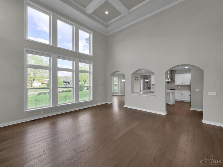Building Photo - 5874 Spinney Ct