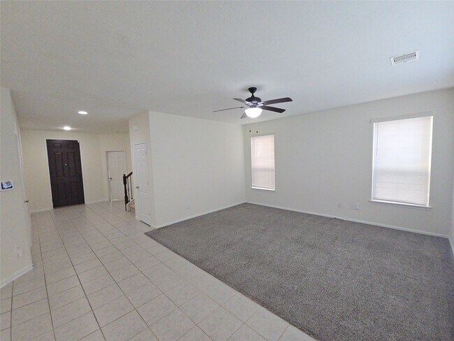 Building Photo - 11722 Wren Crossing Dr