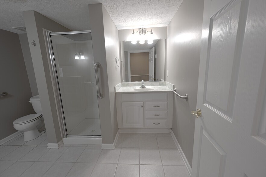 Basement Bath - 1495 Merrimans Ln