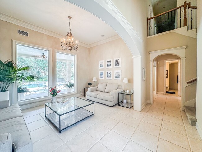 Building Photo - 38 E Thymewood Pl