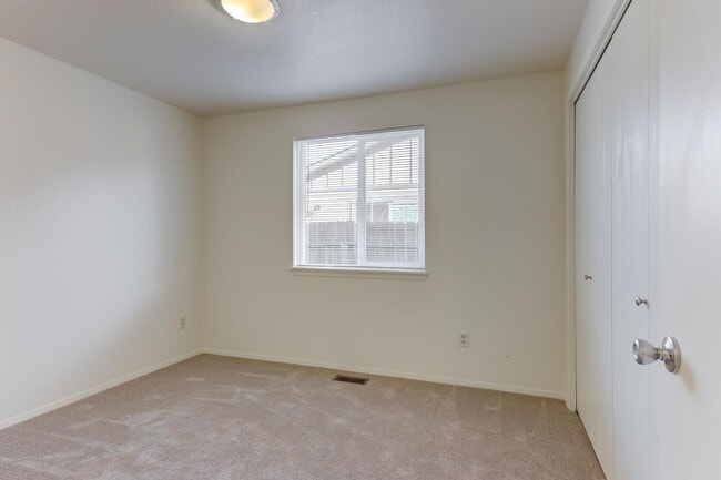 Building Photo - 10357 W Cory St