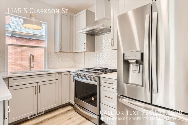 Building Photo - 1145 S Clarkson St