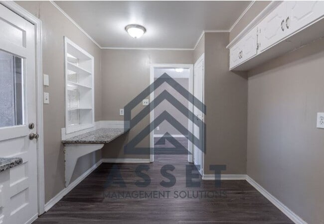 Building Photo - RENT TO OWN – WARR ACRES, OK