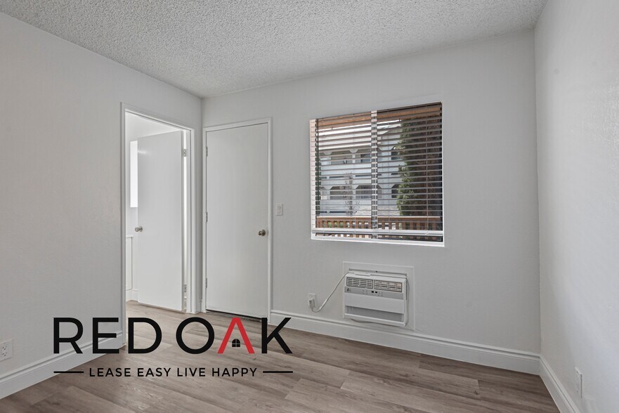 Building Photo - 1542 Orizaba Ave