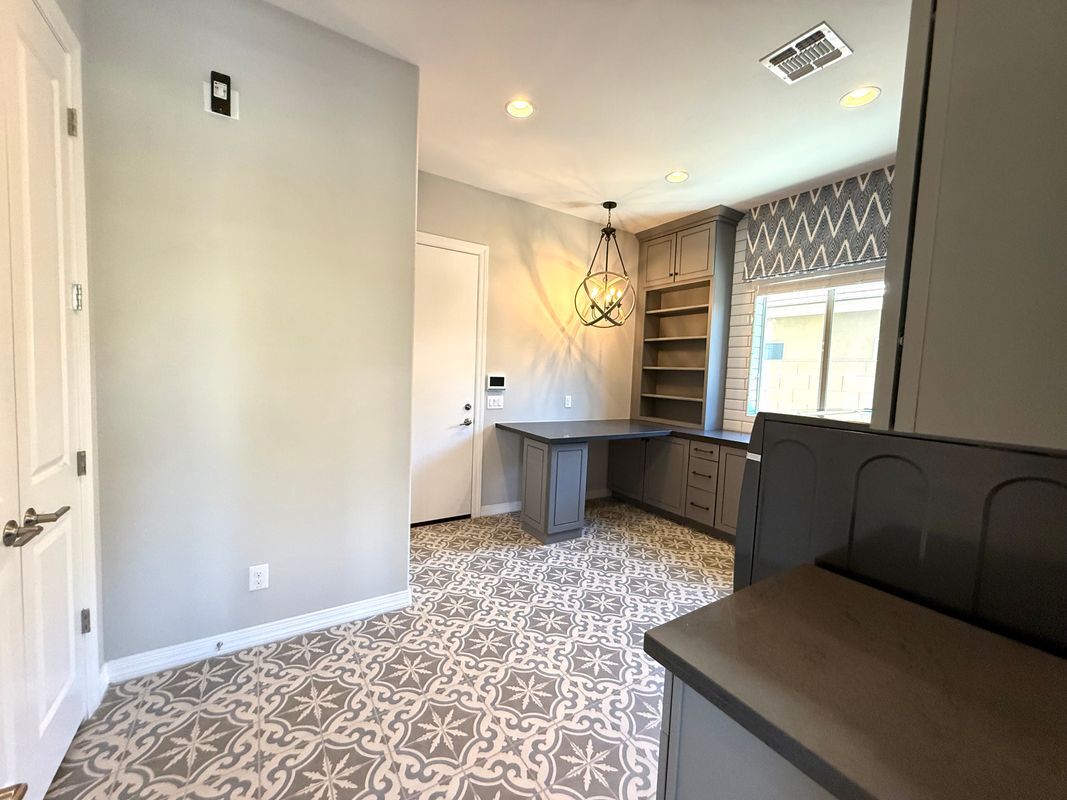 Building Photo - 2006 W Union Park Dr