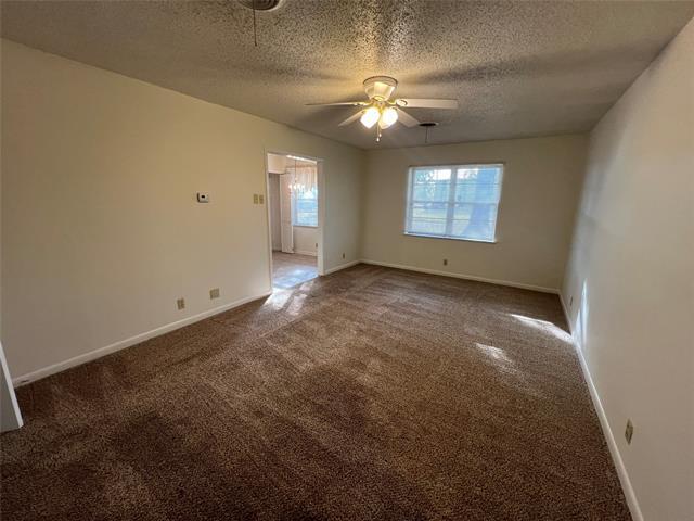 Building Photo - 2209 N Woods St