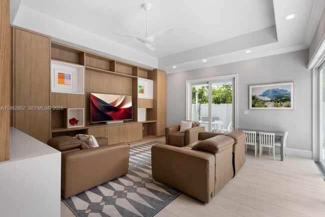 Building Photo - 5 Coconut Ln