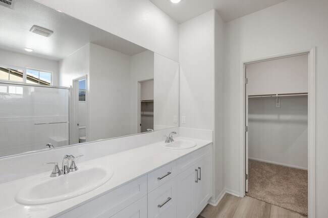 Building Photo - 40394 Via Olorosso